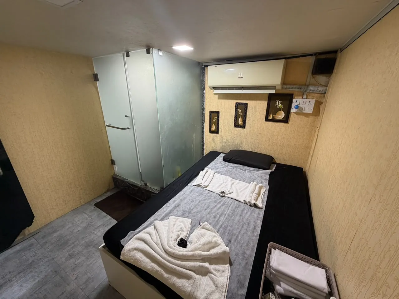 Clean therapy room with fresh linen
